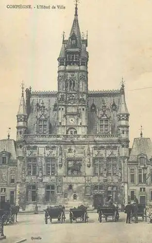 France Compiegne vue de l'Hotel de Ville