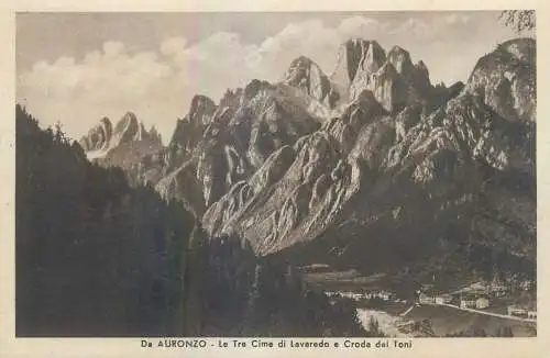 Italy Da Auronzo Le Tre Cime di Lavaredo e Croda dei Toni
