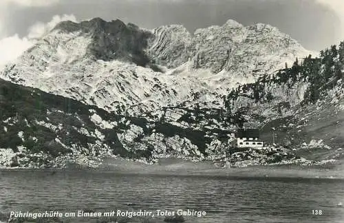 Austria Puringerhutte am Elmsee mit Rotgschirr, Totes Gebirge
