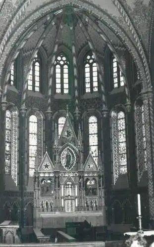 Postcard photo place to identify church interior