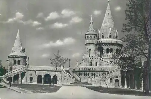 Postcard photo Budapest Hungardy Buda Castle Fisherman bastion