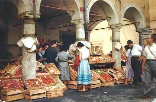 Switzerland Fruit market in Ticino types and scenes