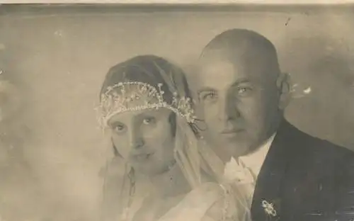 Marriage souvenir newlywed couple pair bride & groom real photography