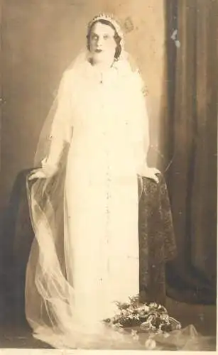 Marriage souvenir real photography bride picture