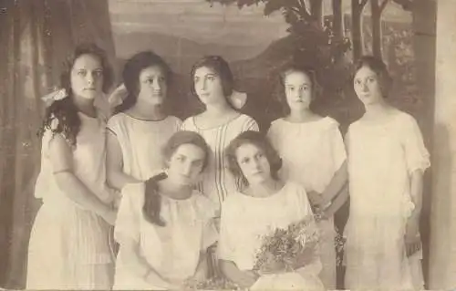 Elegant young ladies white dress group photo real photography