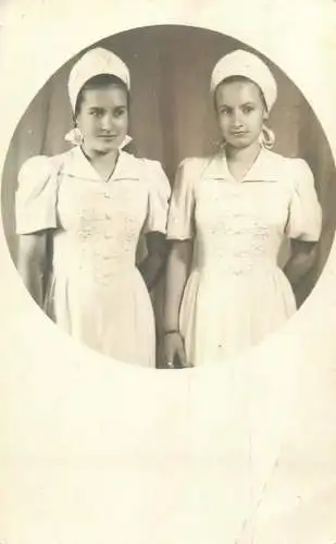 Social history vintage photo postcard young twin beauty ladies portrait