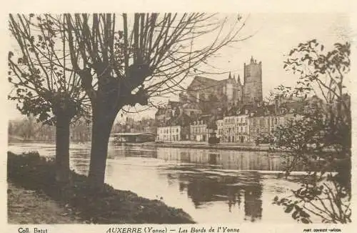 Postcard France Auxerre les bords de l'Yonne
