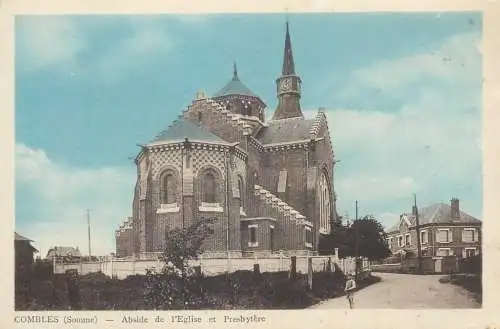 Postcard France Somme > Combles abside de l'Eglise et Presbytere
