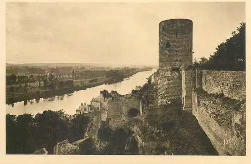 Postcard France Indre et Loire > Chinon chateaux de la Loire