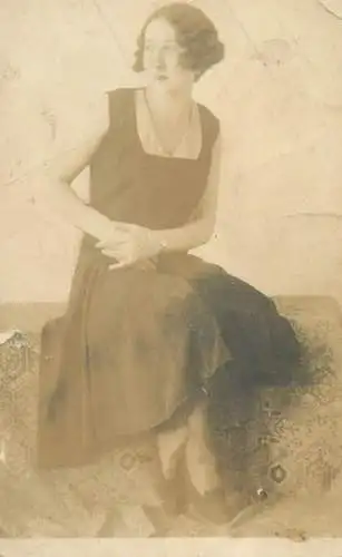 Elegant, nostalgic lady portrait photo