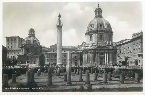 Italia Roma (Rome) cartolina postale vera fotografia E. Verdesi 1930`s Foro Traiano