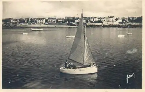 Postcard France > [29] Finistère > Roscoff sailboat