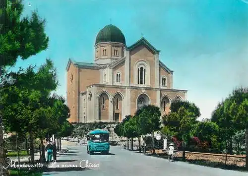 Postcard Italy Montegrotto la nouvelle eglise