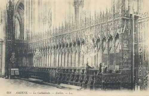 France Amiens La Cathedrale Les Stalles