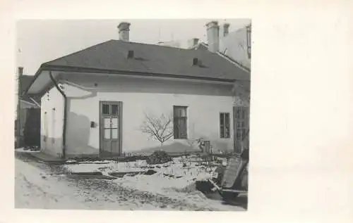 Postcard typical house place to identify