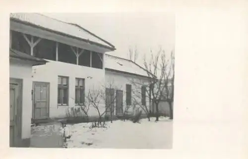 Postcard typical house place to identify