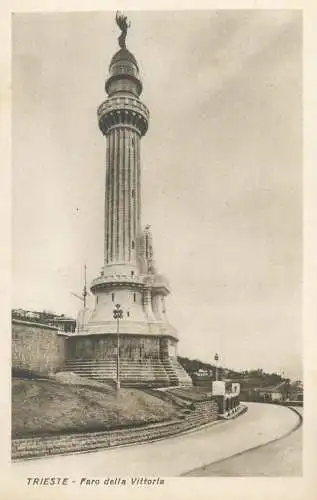 Postcard Italy Trieste panorama e Faro della Vittoria