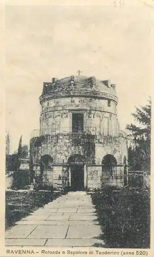 Postcard Italy Ravenna rotonda o Sepolcro di Teodorico