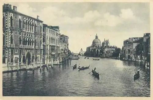 Postcard Italy > Veneto > Venezia (Venice) Canal Grande e Chiesa della Salute