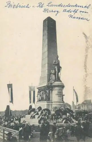 Postcard Germany  Biebrich a Rhein denkmal