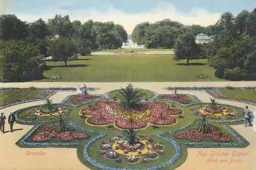 Postcard Germany Dresden palace gardens