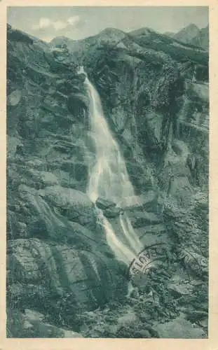 Slovakia Hohe Tatra Schleierwasserfall im Minicatal