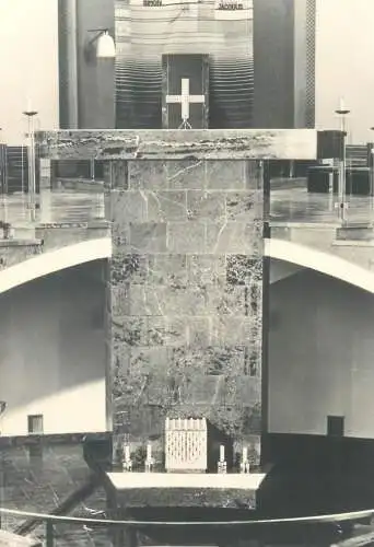 Die St. Hedwigs-Kathedrale zu Berlin Altarsaule
