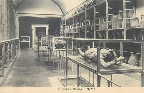 Postcard Italy Pompei Museo interno
