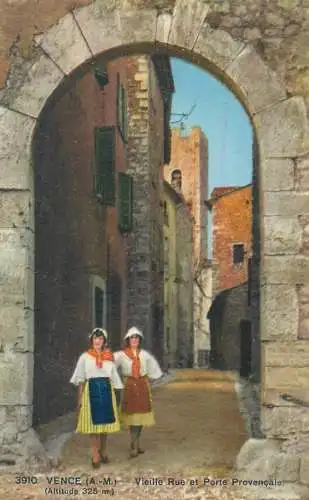 France Vence Vieille Rue et Porte Provencale