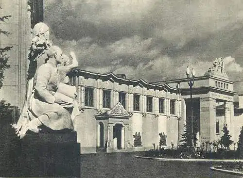 Postcard Soviet union agricultural exhibition pavilion expo 1954 Russia statue courtyard