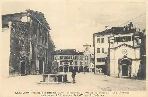 Postcard Italy Belluno plaza del duomo