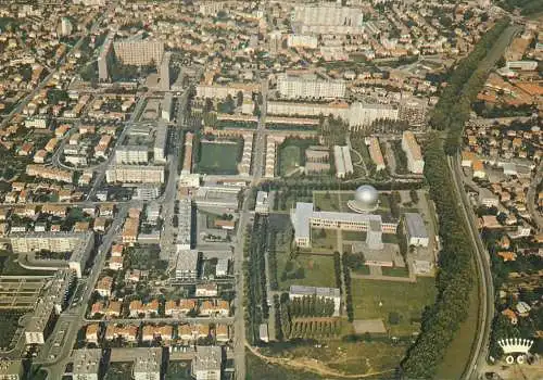 France Toulouse vue aerienne Le Canal du Midi & Le Microscope electronique