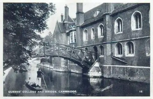 Postcard UK England Cambridge Queen's college and bridge boat