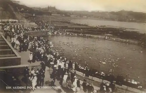 Postcard UK England Scarborough bathing pool