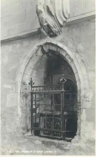 Postcard United Kingdom England the shrine of St. David Judges