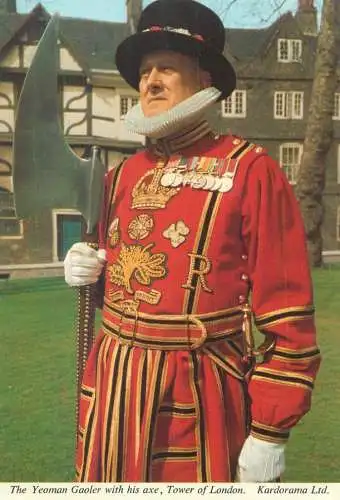 Postcard United Kingdom > England > London > Tower of London the Yeoman Gaoler with his axe