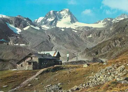 Austria Dresdner Hutte mit Schaufelspitze Stubai Tirol