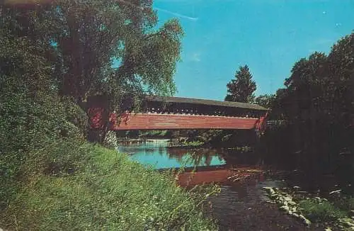 Postcard USA Vermont old covered Wood Bridge North Bennington 1964