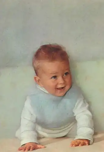Children types and scenes crawling baby smile