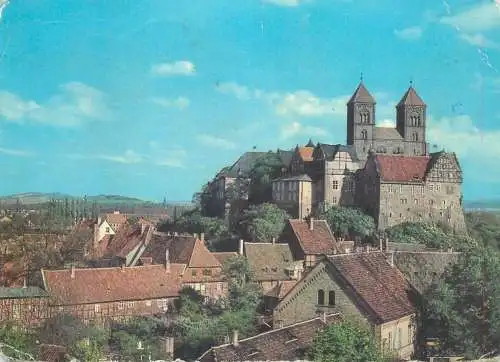 Germany Quedlinburg Blick vom Munzenberg auf Schlossmuseum und Stiftskirche