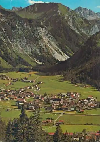 Austria Tannheim in Tirol Gappenfeld und Lanchenspitze panoramic view