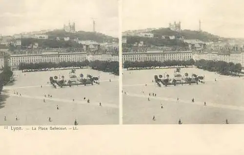 Vue stereoscopique France Lyon la Place Bellecour
