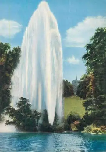 Germany Kassel Wilhelmshohe Die Grosse Fontane mit dem Oktogonschloss