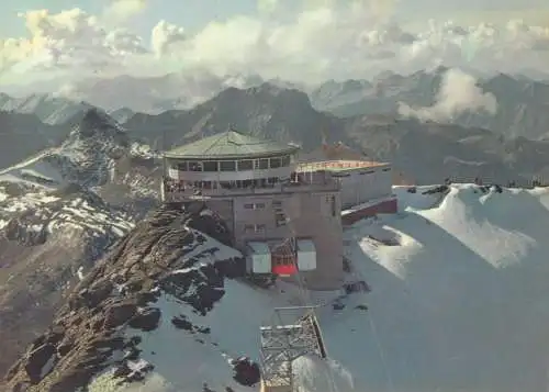 Switzerland Schlitornbahn Murren Berner Oberland Gipfelstation Drehrestaurant