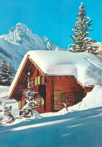 Cottage refuge hut near Mürren, Switzerland