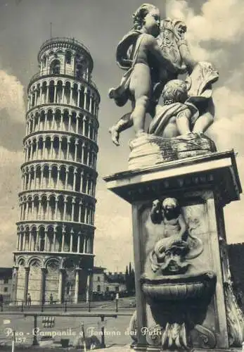 Italy Pisa Campanile e Fontana dei Putti