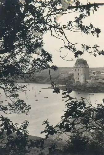 France Saint Servain sur Mer La Tour Solidor vu du Parc de Corbieres