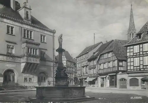 France Obernai Hotel de Ville et Fontaine