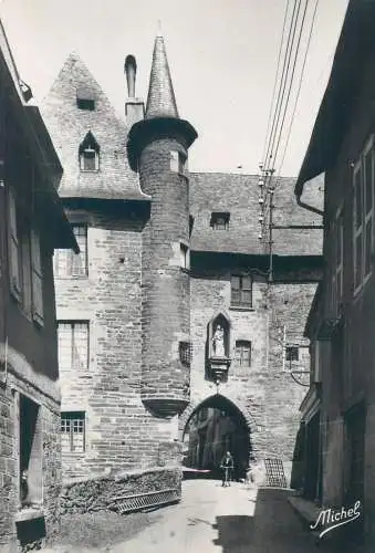 France Correze touristique Uzreche Porte Becharie