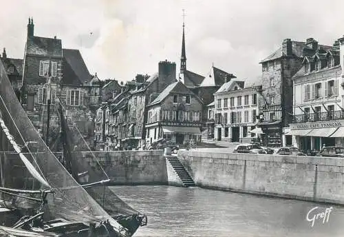 France Honfleur (Calvados) vue pittoresque du port